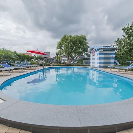 B&B Casa Roman & Vakantiewoning Voor 1 Pers Tot Max 32 Personen Zonhoven Zewnętrze zdjęcie